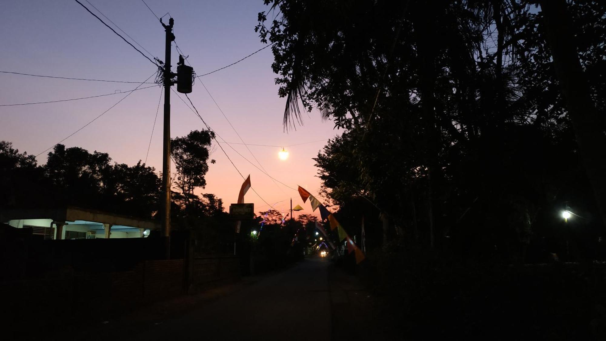 מגלאנג Genthong Homestay מראה חיצוני תמונה